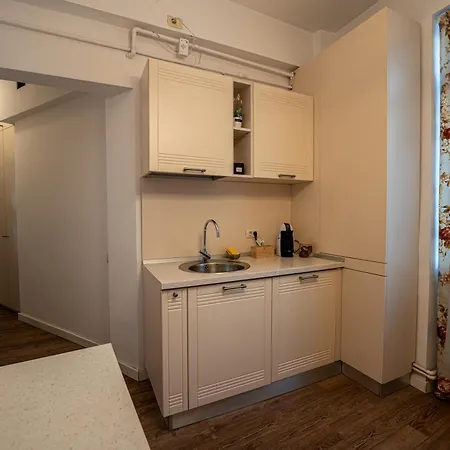 Cozy Two - Center & Old Town Apartment